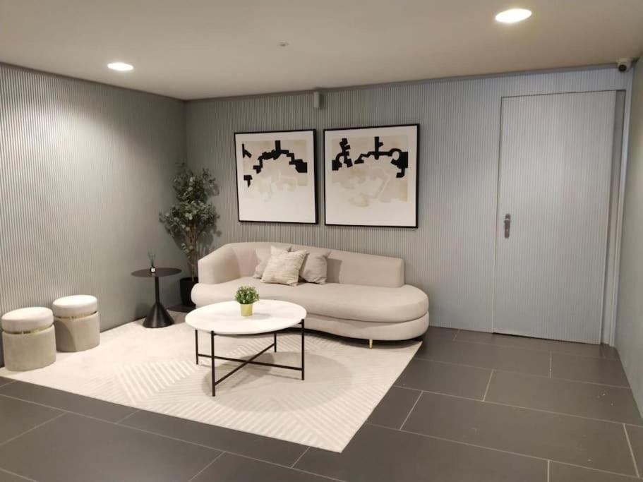 Apartamento Salesianos By Clabao Pamplona Kültér fotó