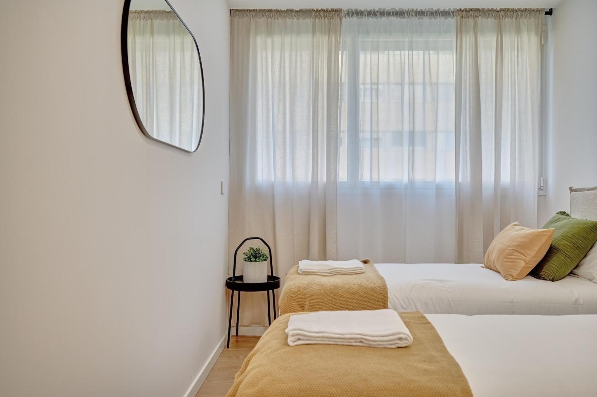 Apartamento Salesianos By Clabao Pamplona Kültér fotó