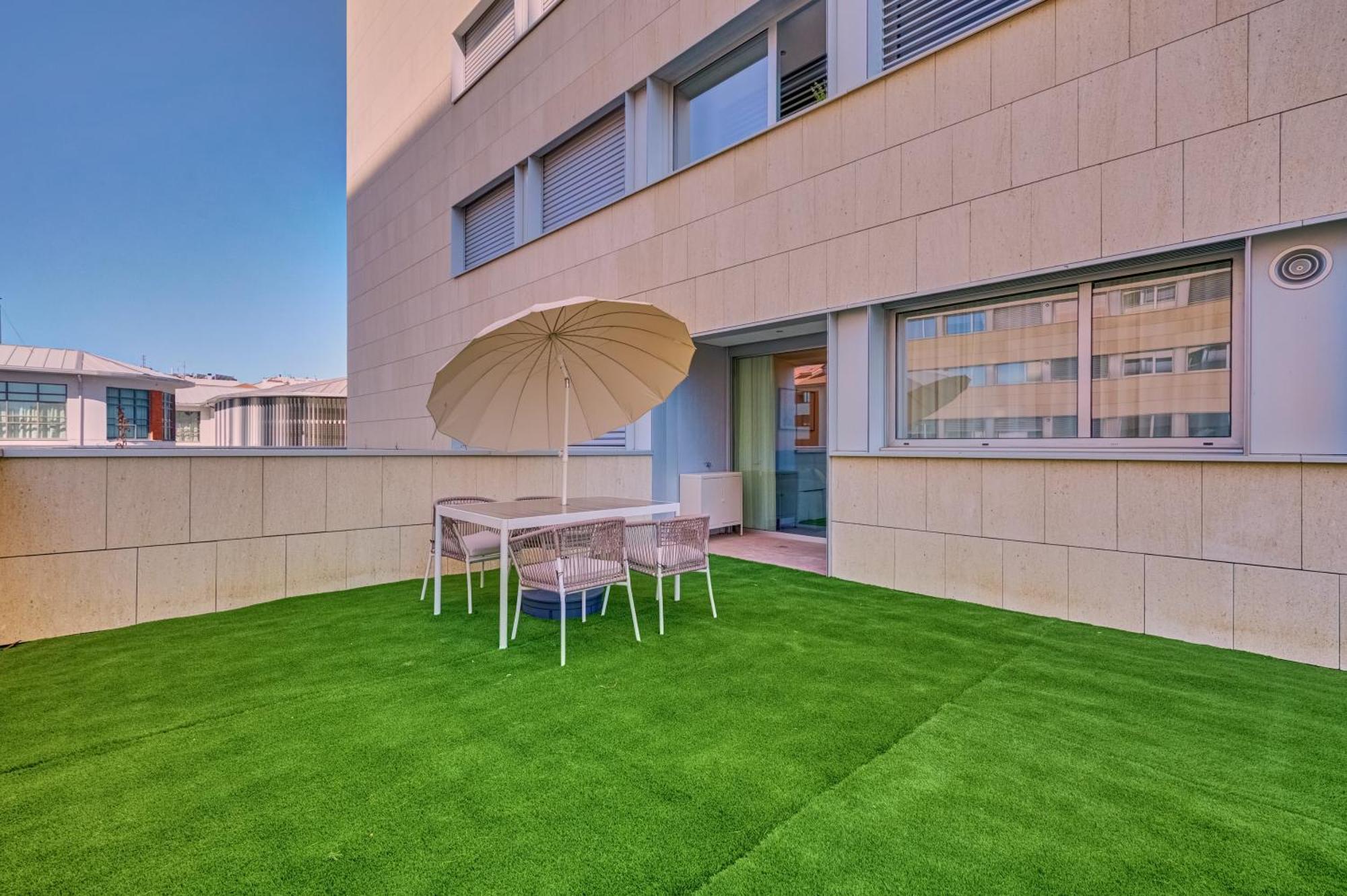 Apartamento Salesianos By Clabao Pamplona Kültér fotó